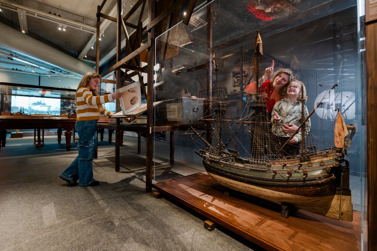 ontdek in het maritiem museum tijdens de herfstvakantie hoe een schip gebouw wordt