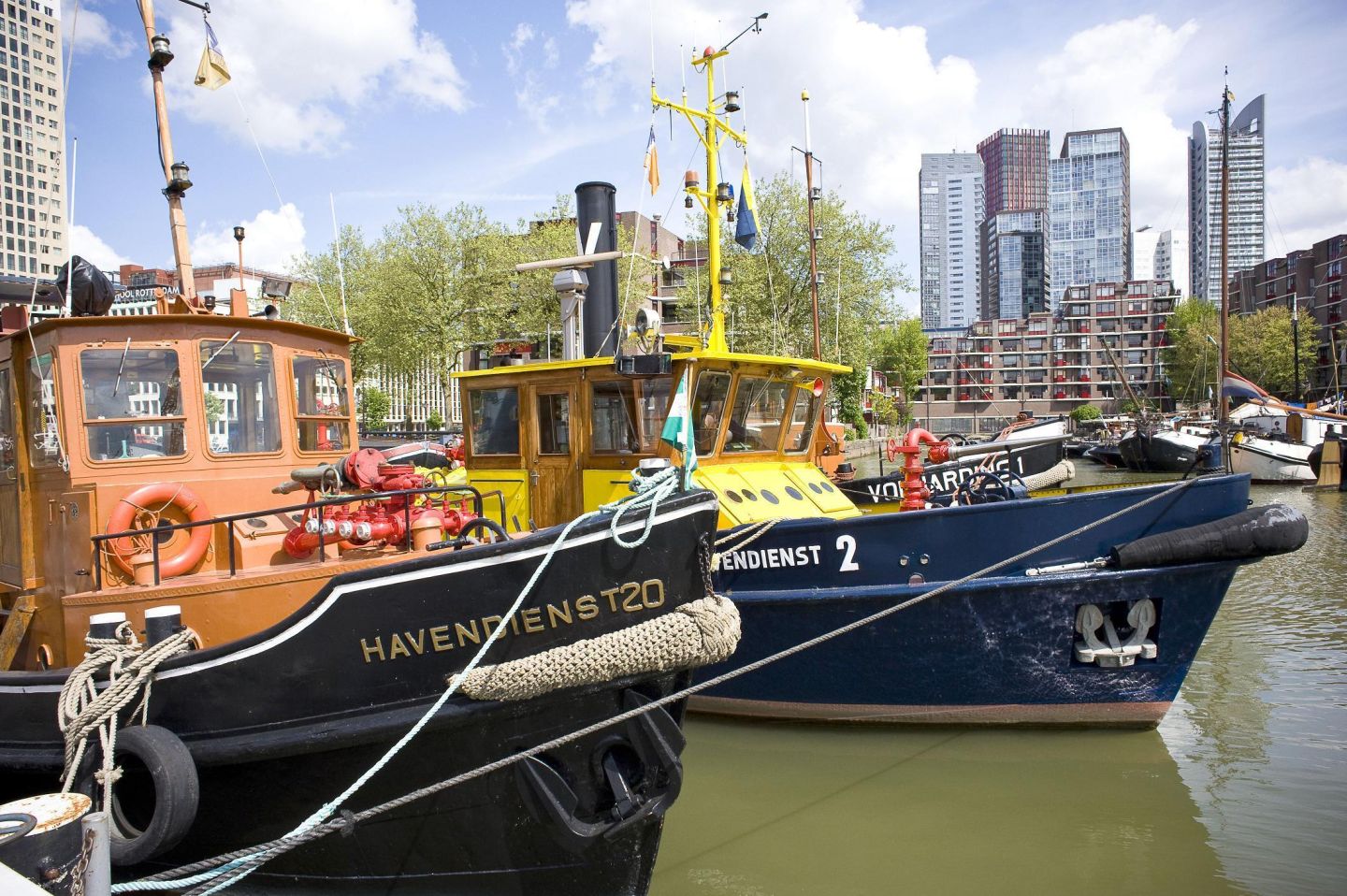 Havendienst 2 en 20 in de de museumhaven