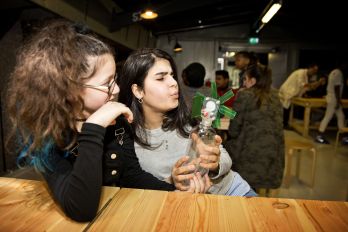 Techniekeducatie aan boord van de Geertruida