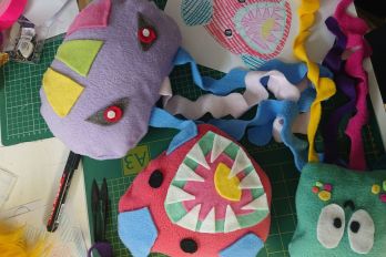 Activiteiten zomervakantie in het museum - Unieke zeedieren knuffel maken