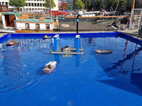 Activiteiten in de zomervakantie - bootje varen met de Wielewaal